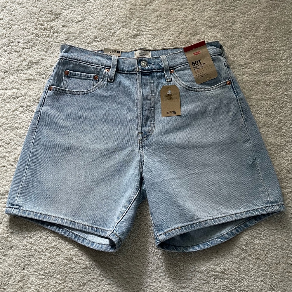 NWT Levi's 501 High Rise Mid Thigh Women’s Denim Shorts Size 28